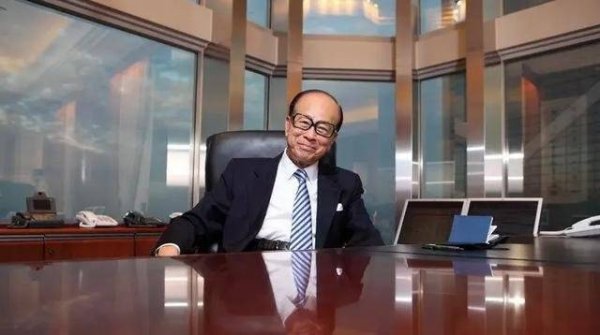 乐蒙网 李嘉诚预言说准了！我国手握“2套房”的家庭，或将注定这4个结果